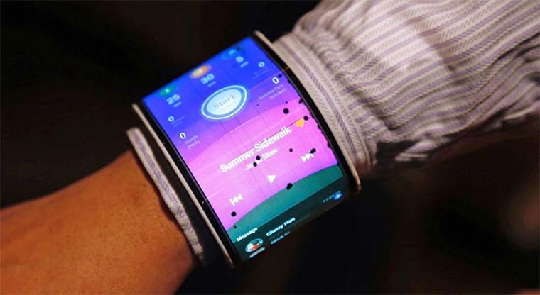 Lenovo Flexible: гибкий смартфон, который можно носить как часы